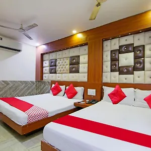O Pink Palace 3*