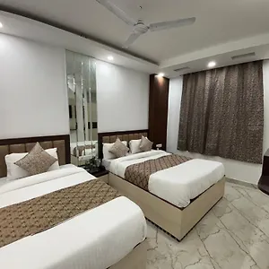 Hotel C G International 2 Minuit Walkable New Delhi Railway Station & Connaught Palace Hotel New Delhi