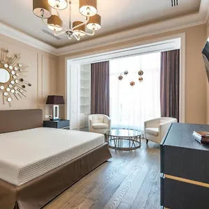 Ambience A Family - Igi Delhi Airport Hotel 4*