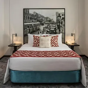 Olive Near Delhi Airport 4*