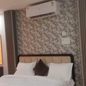 호텔 Hotel Nk 3*