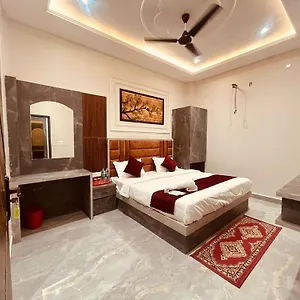Sapphire By Asr Hospitality Bed & Breakfast New Delhi