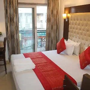 Hotel Metropolis Tourist At Near Ramakrishna Ashram Marg Metro Station