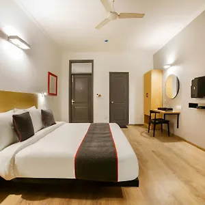 Hotel King Delhi Airport
