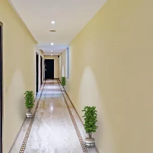 Hotel O Grand Luxury New Delhi
