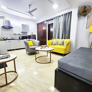 Spacious 1bhk Prime Location W/ 2 Baths *