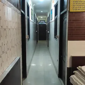 Shri Sai Guest house