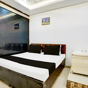 Hotel O Kashish Residency 4*