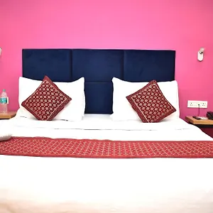 Hotel La Serene By Qotel-gagan Vihar Anand Vihar New Delhi