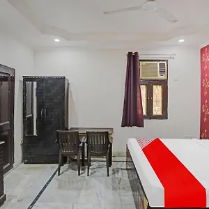 Hotel O Jpc Residency Near Dlf Avenue Saket