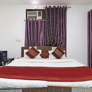 O Mahak Palace 3* New Delhi