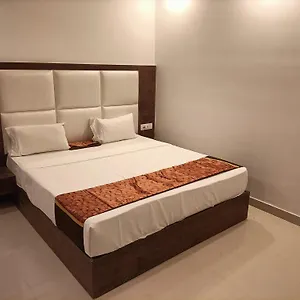 Deira Plaza Near Igi Airport Delhi 4* New Delhi