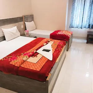 Hotel Lee Hotal