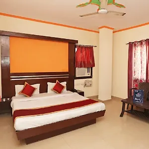 Rak Dx At Railway Station Hotel