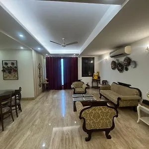 808 Oda ve Kahvaltı *