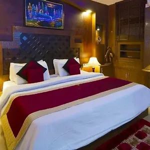 Hotel Diamond Inn-national Highway-8,mahipalpur New Delhi