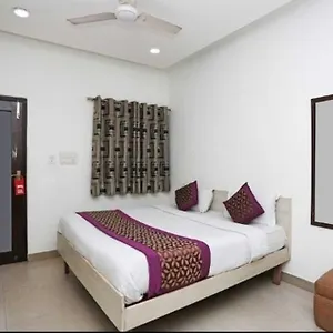 Hotel Bir - Jangpura 3*