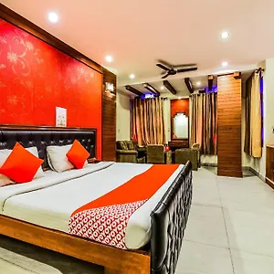 Hotel Super O Mohit Regency