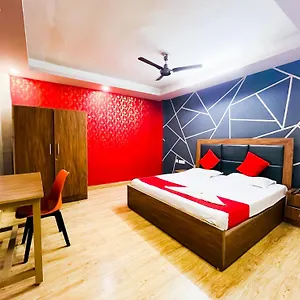 Hotel Classical Opposite Nizamuddin Railway Station New Delhi