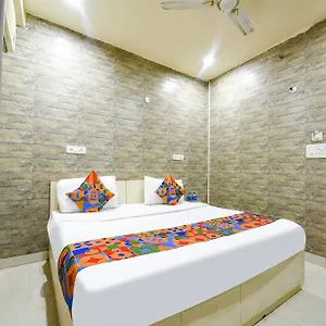 Fabhotel Model Town Neu-Delhi