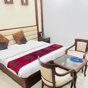 Rama Inn, Station 3* New Delhi