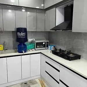 Apartment Cozy Nest 2bhk By Lwb
