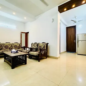 Starline Apartman