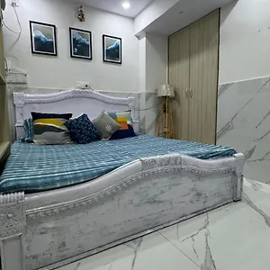 Comfort Corner- Private For Long Apartment
