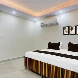 O Tree House Hotel New Delhi