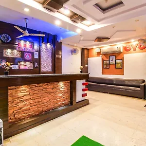 O S Deluxe Hotel