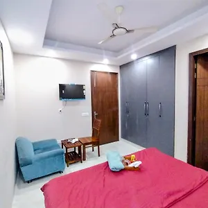 Jasmine Comfy Couples & Family Friendly Close To Saket Metro Station New Delhi