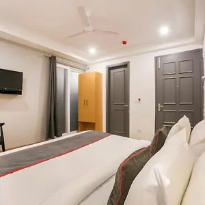 Hotel Collection O Kailash Enclave