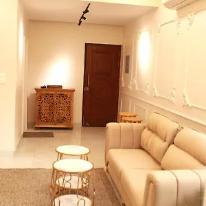 Apartment Stylish 1bhk, Dwarka I Yashobhoomi I Delhi Airport