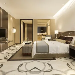 Hotel Grand Near Airport