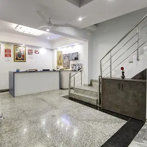 S B Inn-near Train Station Hostel *