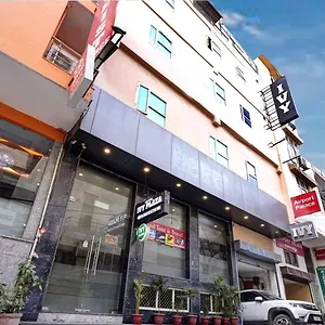Indra 4* New Delhi