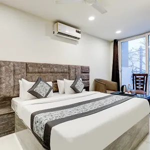 Hotel Airport Near Yashobhumi