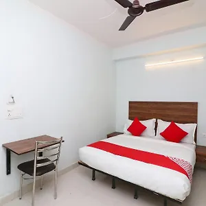 O Sathguru Residency Near New Ashok Nagar Metro Station 4* New Delhi