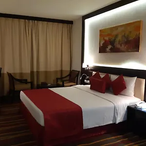Luxe Hotel 3*