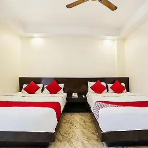 Hotel Seven Seas At Opposite Railway Station New Delhi
