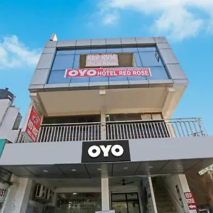 호텔 오요 67086 레드 로즈 3*