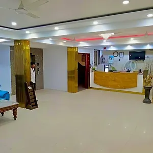 Hotel Royal Residency Igi Airport