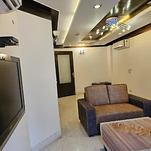 Host My 3bhk House! Greater Kailash 1 Апартаменты *