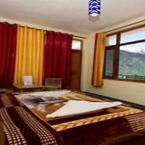 Village Classic Hotel 4*