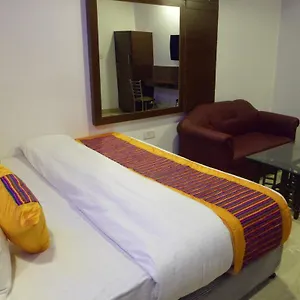 Hotel Shell Deluxe