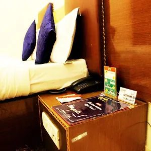 Hotel Oyo 528 Hotel Neptune Residency