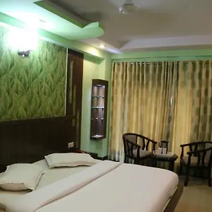 Grand Plaza Hotel New Delhi