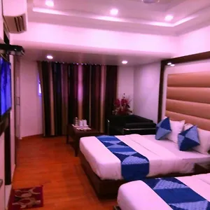 Dream Palace Hotel 2*