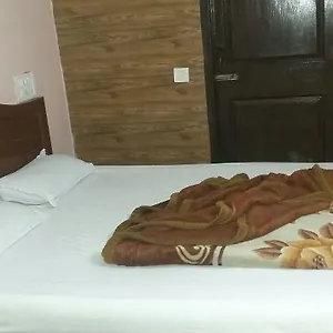 Hotel Parth Palace
