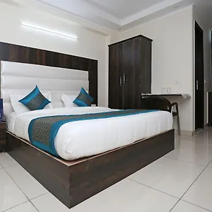 Oyo 9147 Aerostay Hotel New Delhi